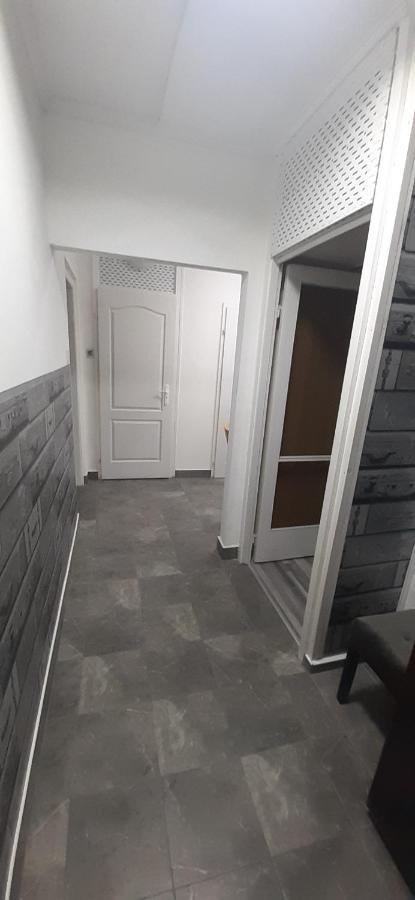 Апартаменты Panel Hause Казинцбарцика Экстерьер фото