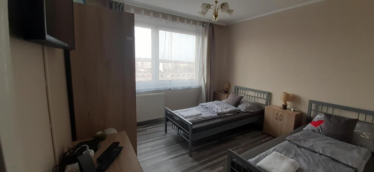 Апартаменты Panel Hause Казинцбарцика Экстерьер фото