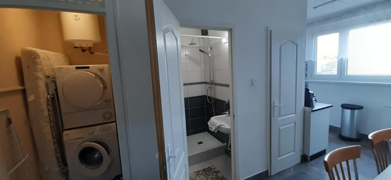 Апартаменты Panel Hause Казинцбарцика Экстерьер фото